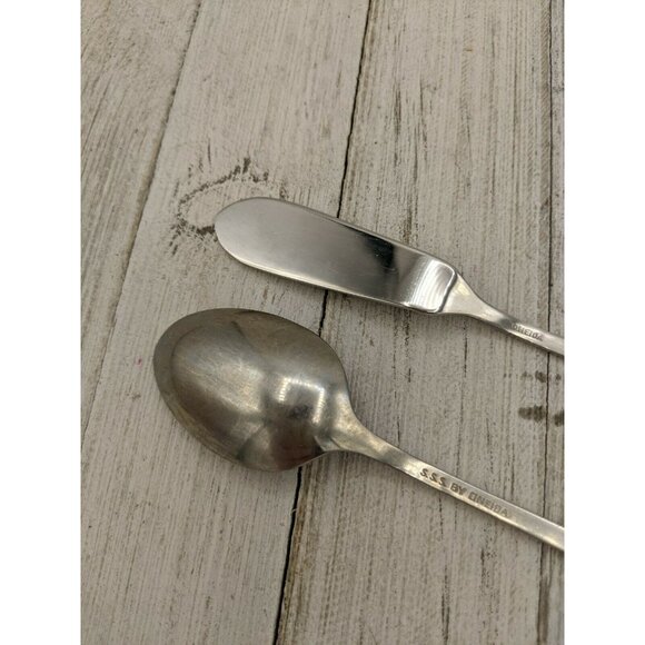 Oneida SSS Stainless Colonial Boston Teaspoon and Butter Knife (2 piece) - Picture 5 of 5